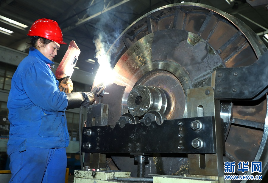 ���ϣ��ں�����æ ��̡����ź족