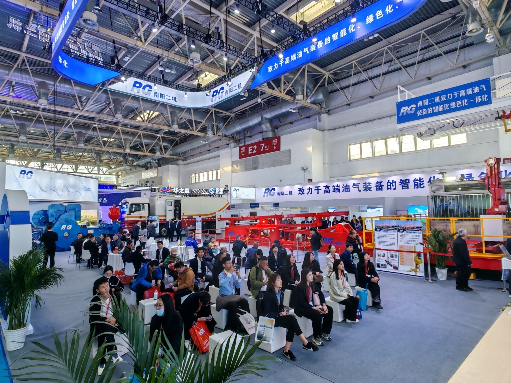 ɭ��������-׷�󽡿�,����һ��ɳ�������ܻ�ױ���²�Ʒ�޷����౱������ʯ��ʯ��ױ��չ